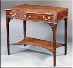 Thomas Chippendale dressing table
