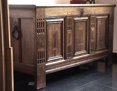 Furniture: Flemish style wooden box