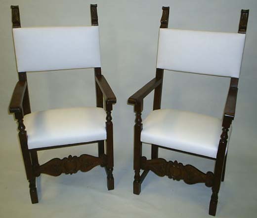 italian style furniture: Tuscan armchairs